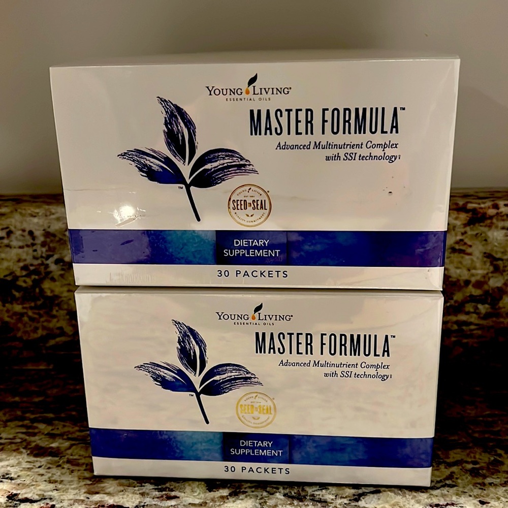 YOUNG LIVING ESSENTIAL OILS MASTER FORMULA